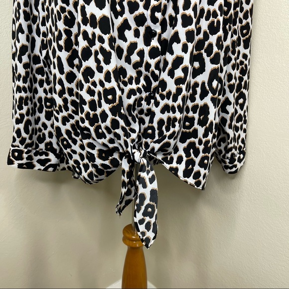 Susan Graver Stretch Leopard Print Tie Front Blouse Sz 28W - Picture 4 of 8